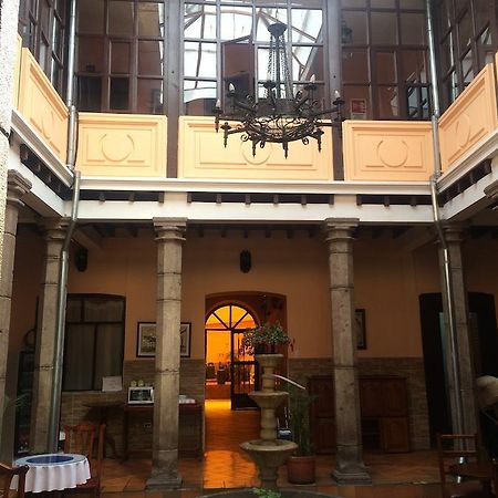 Hotel Catedral Кито Экстерьер фото