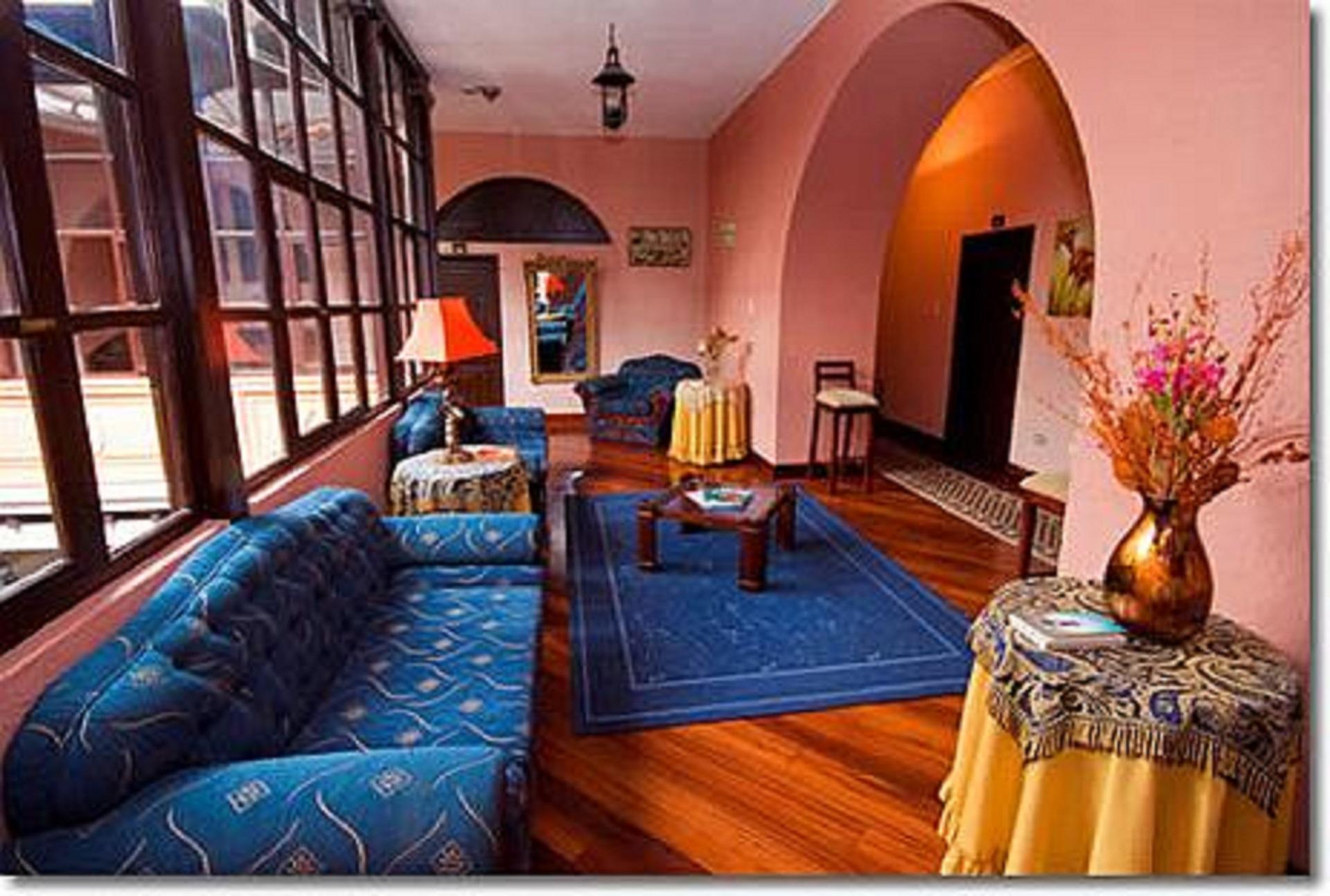 Hotel Catedral Кито Экстерьер фото