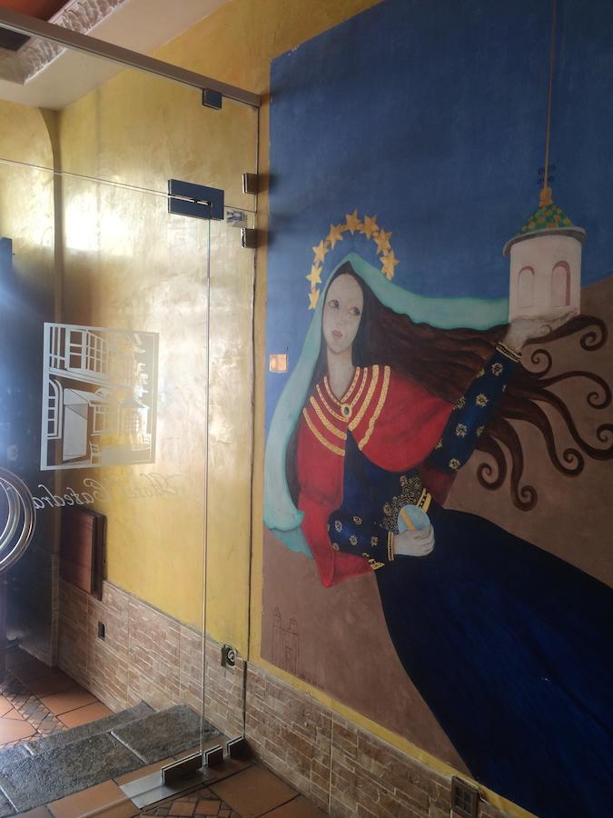 Hotel Catedral Кито Экстерьер фото