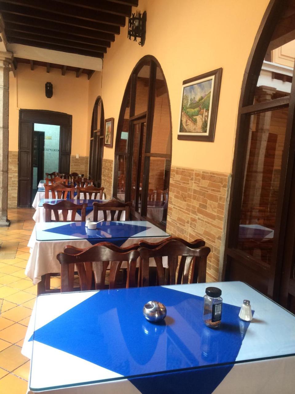Hotel Catedral Кито Экстерьер фото
