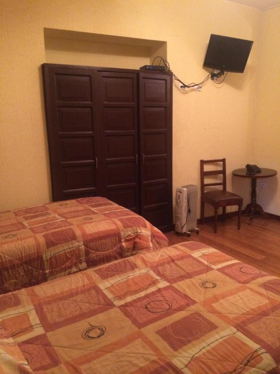 Hotel Catedral Кито Номер фото